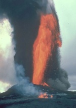 volcano-kilauea-in-sept-84-shot-450m-high1