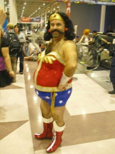 costume  man dressed as Wonder Woman  gross  Buffet o' Blog
